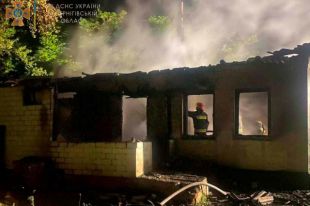 В Черниговской области произошел пожар в доме: два человека погибли