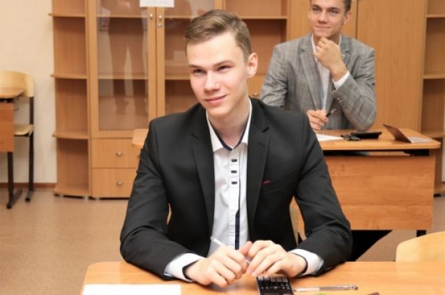 В Новосибирской области 10 школьников набрали 100 баллов на ЕГЭ по физике