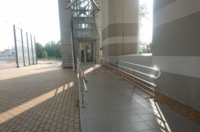 Лифты на Ворошиловском мосту вновь перестали работать