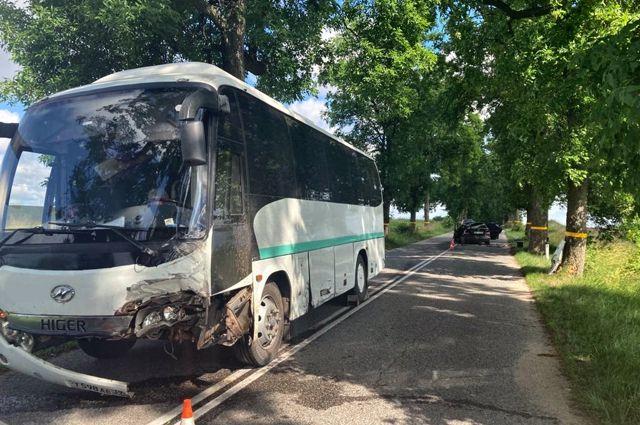 В Калининградской области произошла авария с пассажирским автобусом