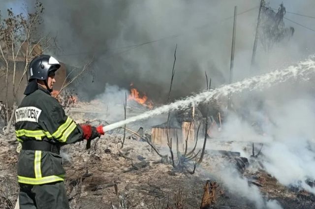 Пожарные поезда СВЖД более 50 раз тушили возгорания во втором квартале
