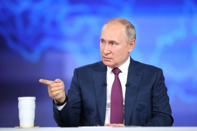 Жители Нижнекамска пожаловались Путину на дорожные ямы
