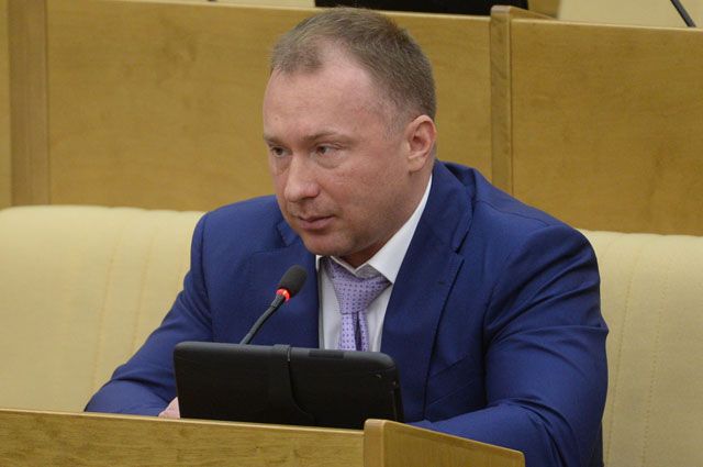 Почему сын Жириновского решил уйти из политики? - Vimarsana News