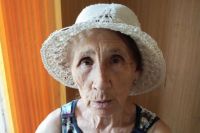 В Оренбурге ищут родственников потерявшейся бабушки, страдающей старческой деменцией. 
