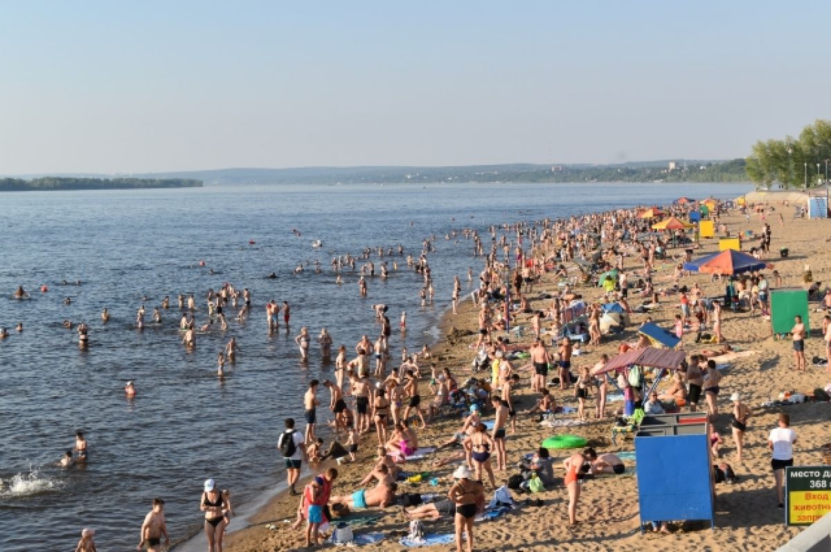 В Самарской области вода в Волге прогрелась до рекордных значений | АиФ  Самара