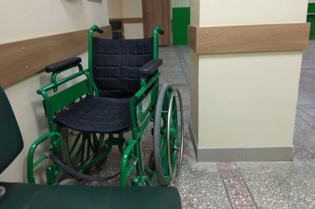 Омичка лишилась всех сбережений, пытаясь продать инвалидное кресло