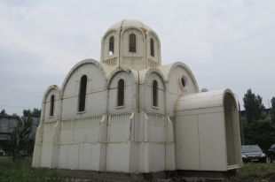 В Херсоне построили храм из пенопласта