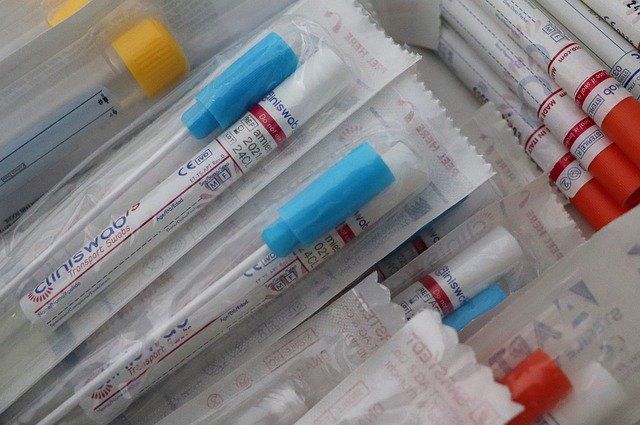 Жительницу Перми подозревают в подделке медицинских тестов на коронавирус