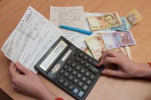 Стоимость платежки за коммуналку за год выросла на треть, - Госстат