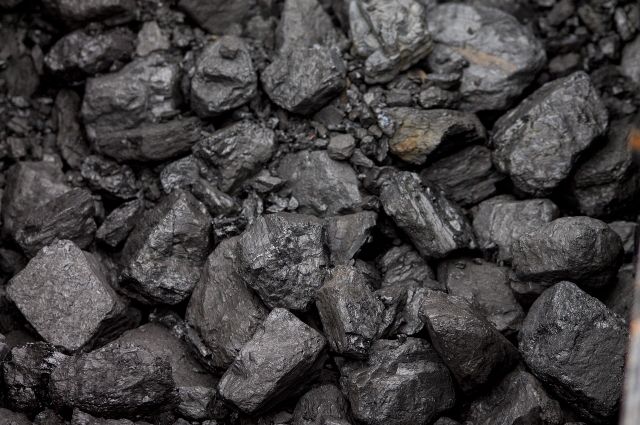 Всего с начала года на железной дороге в Новосибирской области погружено более 6,1 млн тонн каменного угля. 
