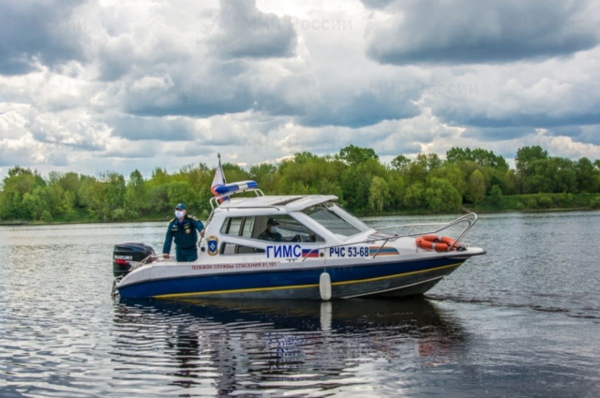 Прогулочные катера по волге