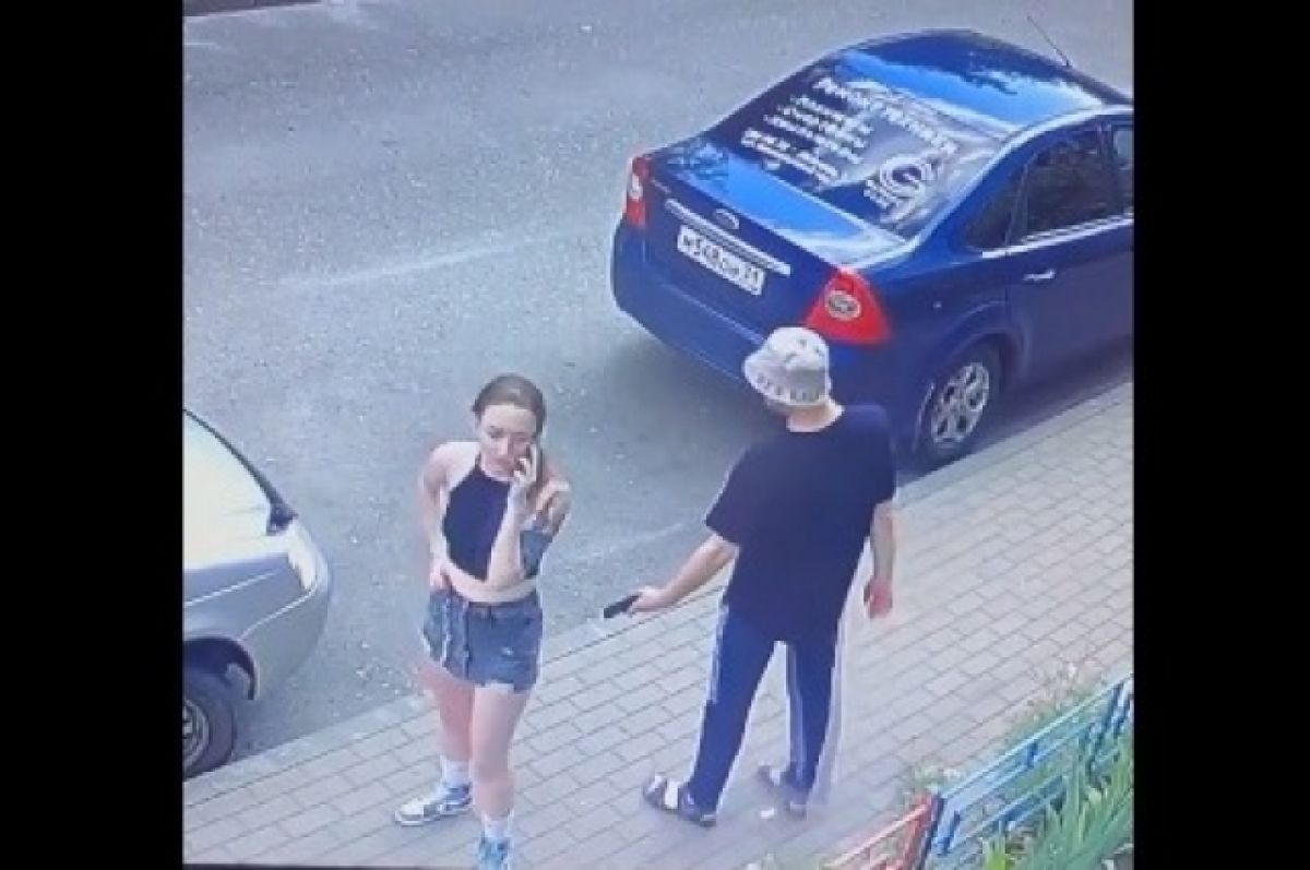 Девушки снимают друг друга - порно видео на chelmass.ru