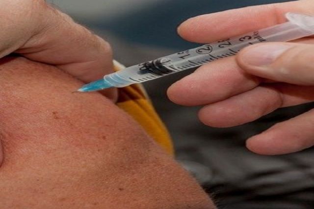 Прививки делают в Белоярском филиале районной поликлиники