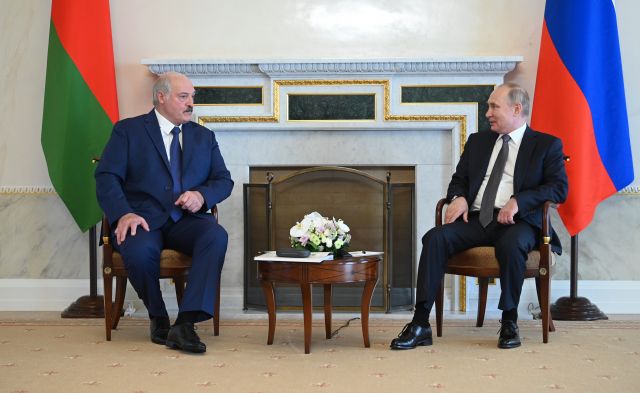 Переговоры Путина с Лукашенко завершились