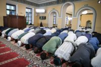 В этом году в мечети будут пускать не более 100 человек. 