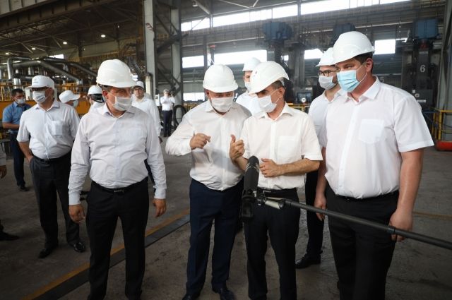 Губернатор Кубани и председатель ЗСК поздравили металлургов с праздником