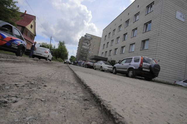 В Новосибирске начался ремонт 500-метрового участка дороги на улице Лескова
