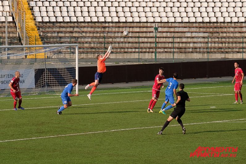 Первый домашний матч ФК «Звезда» сезона 2021-2022 с ФК  «Новосибирск».