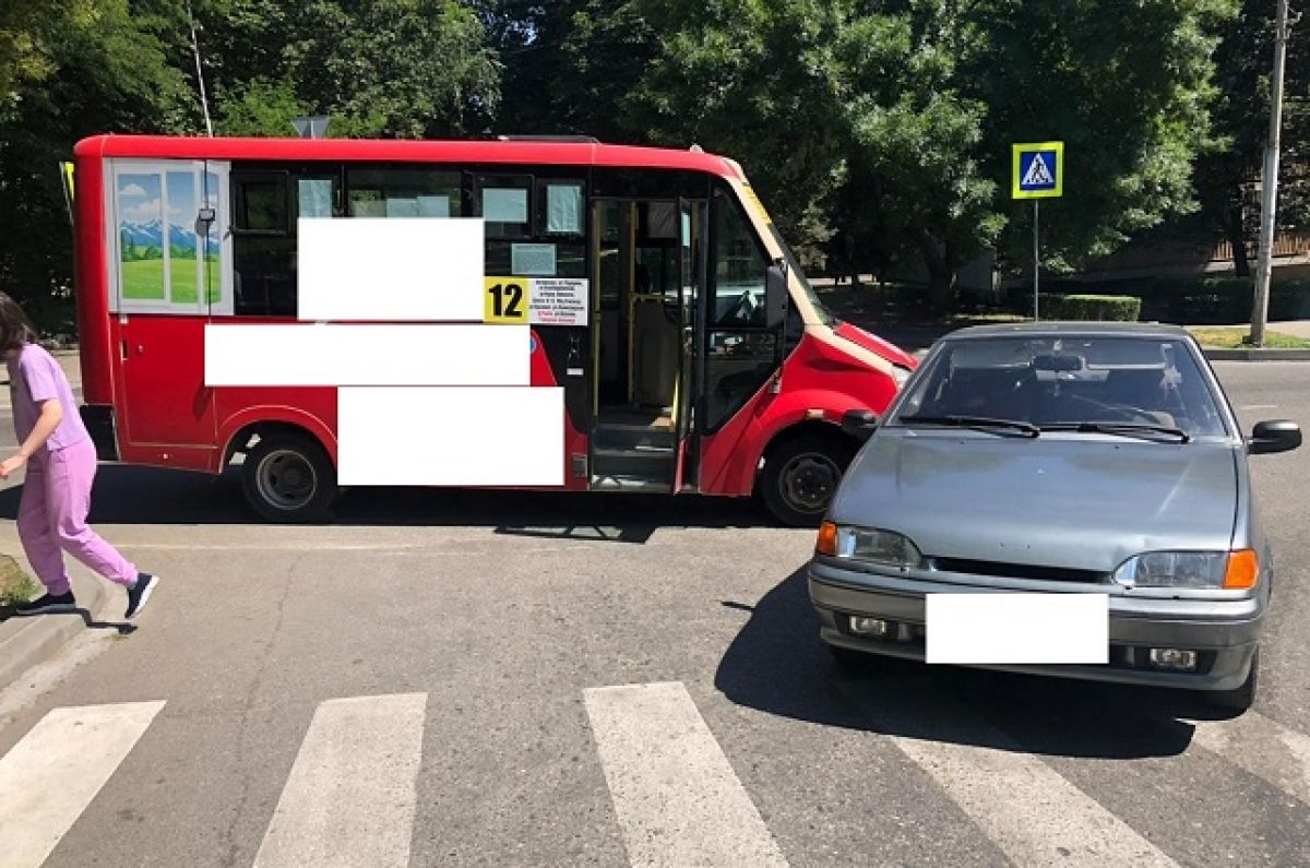 В Кисловодске в ДТП с автобусом пассажирка получила перелом ноги | АиФ  Ставрополь