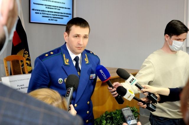Стали известны итоги визита в Омск замгенпрокурора Дмитрия Демешина