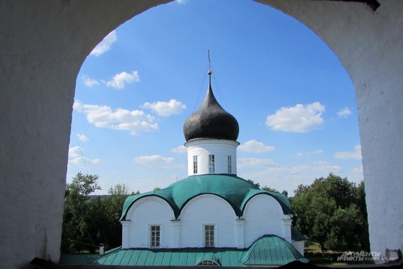 Троицкая церковь в Александровской слободе.