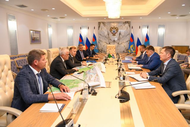 В Москве состоялась встреча главы РА и руководителя Росавтодора