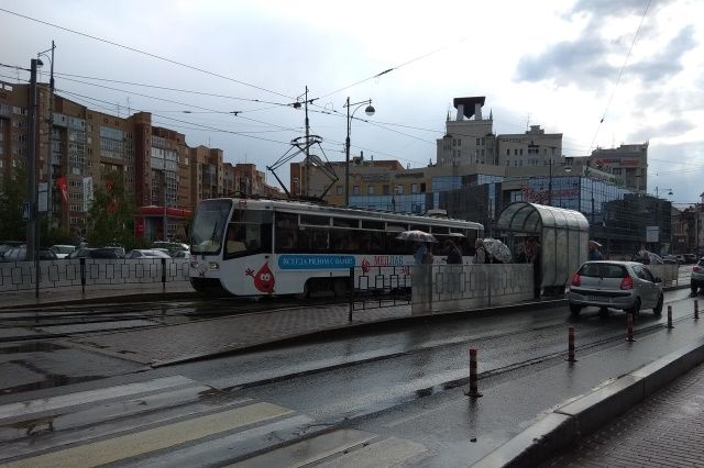 Ливень парализовал движение трамваев в Перми
