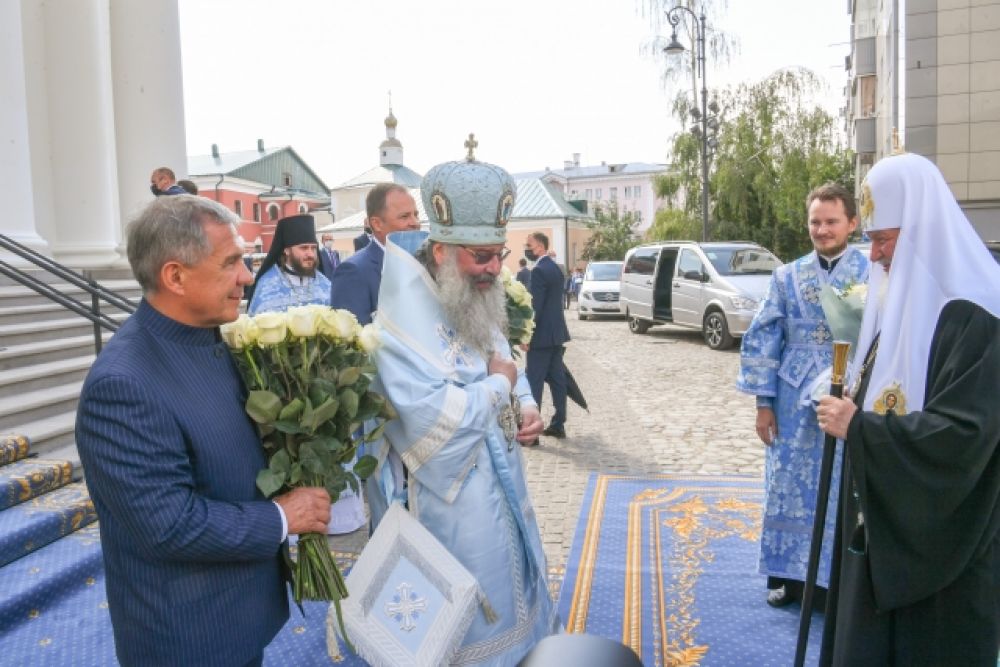 Патриарх Московский и Всея Руси Кирилл прибыл на освящение храма.