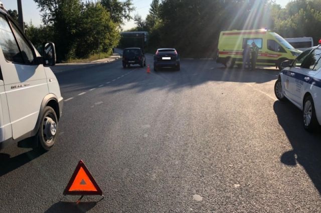 В Рязани в 6 утра автомобиль сбил пенсионерку, перебегавшую дорогу