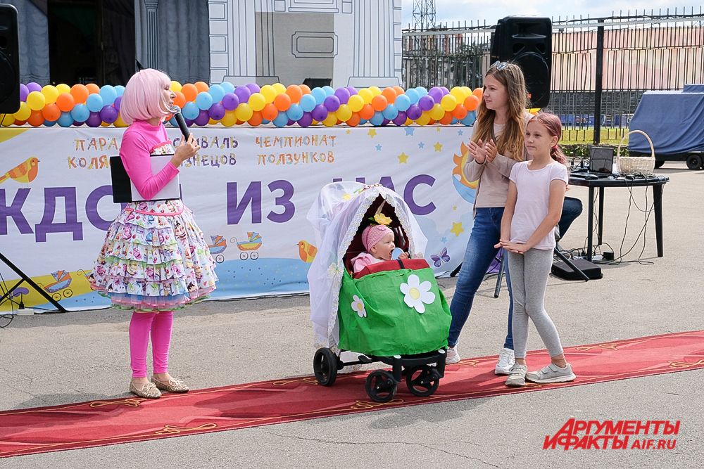 Парад колясок-2021 в Перми.