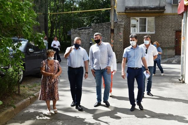 Любимов поручил завершить ремонт дворов в Рязани к 1 сентября