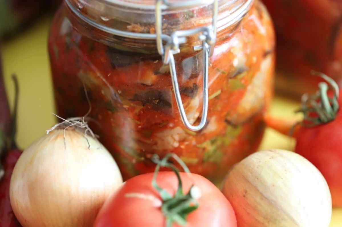 Салат на зиму из кабачков, помидоров и перца рецепт с фото пошагово - taimyr-expo.ru