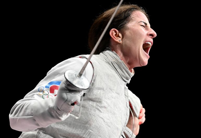 Инна Дериглазова завоевала серебряную медаль Олимпийских игр в Токио по фехтованию на рапирах