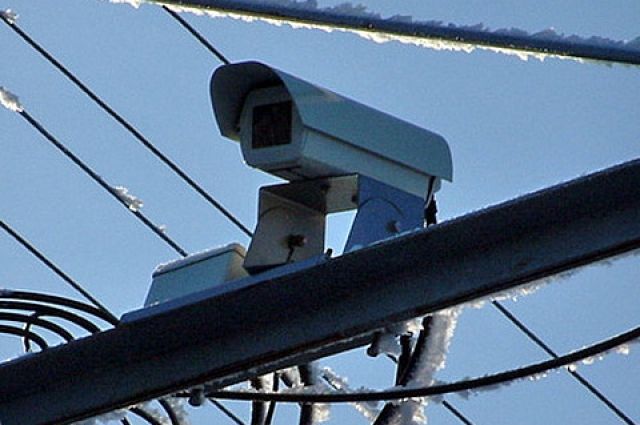 На дорогах Брянской области установили 80 стационарных камер
