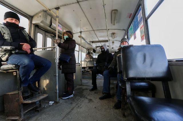 Мужчина ударил ножом пассажира автобуса №95 в Новосибирске