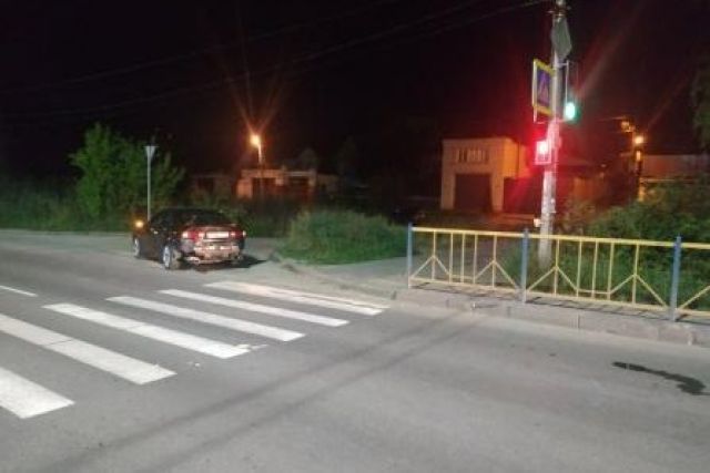 На Флотской в Брянске Honda Accord сбила пьяного пешехода