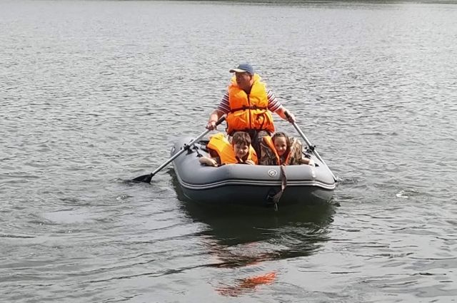 В Хабаровском крае перевернулась лодка, один человек пропал