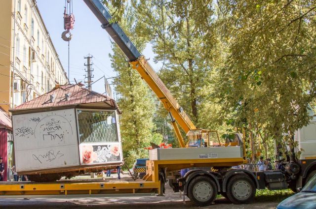Самовольно установленный контейнер нашли на улице Воробьева в Смоленске
