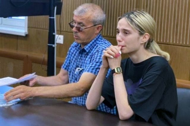 Сбившая детей на пешеходном переходе в Москве девушка признала вину в суде