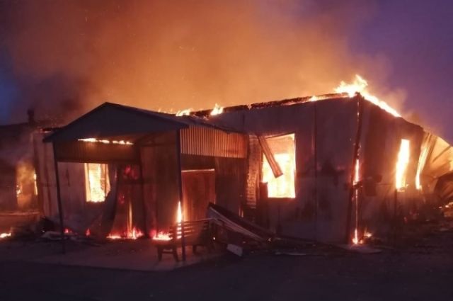 Пожар в комплексе ритуальных услуг произошел в Братске.