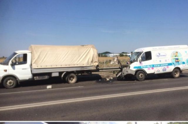 Пассажир «Газели» получил переломы в ДТП на шоссе Авиаторов в Волгограде