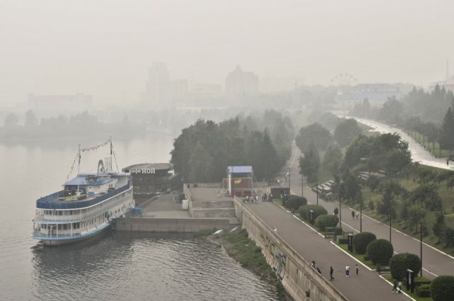 Дым в Красноярске от лесных пожаров в Якутии