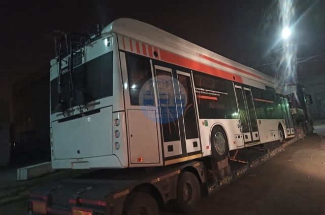 Новый троллейбус с автономным ходом привезли на испытания в Челябинск