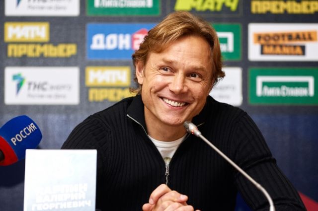 Главный тренер сборной РФ прокомментировал решение о переносе матча 6 тура