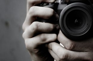 Судят фотографа детских праздников за изготовление детской порнографии.