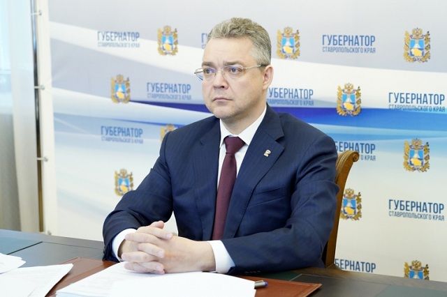 Владимиров обещал разобраться с подорожанием пропана на заправках в крае