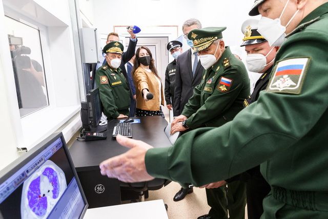 В августе прошлого года работу медцентра проверил министр обороны РФ Сергей Шойгу