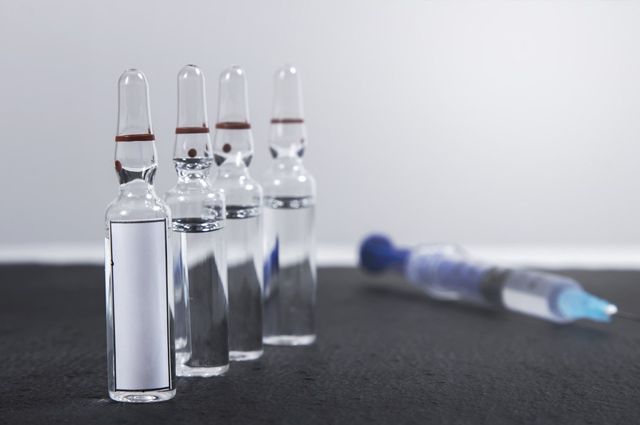 На Тамбовщине полиция нашла вакцину от коронавируса в прогоревшем костре