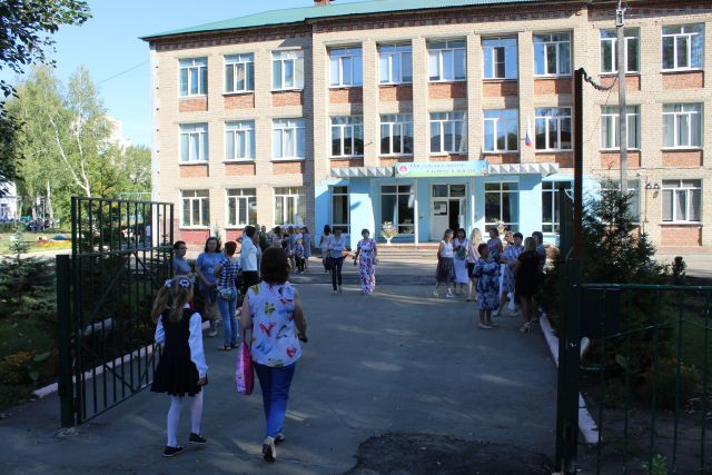 Ульяновские школьники отметят День знаний линейками на свежем воздухе