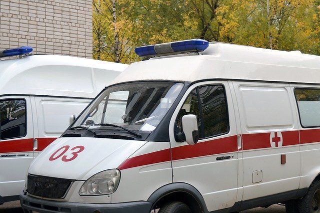 В Краснодарском крае опрокинулась фура, пострадал водитель